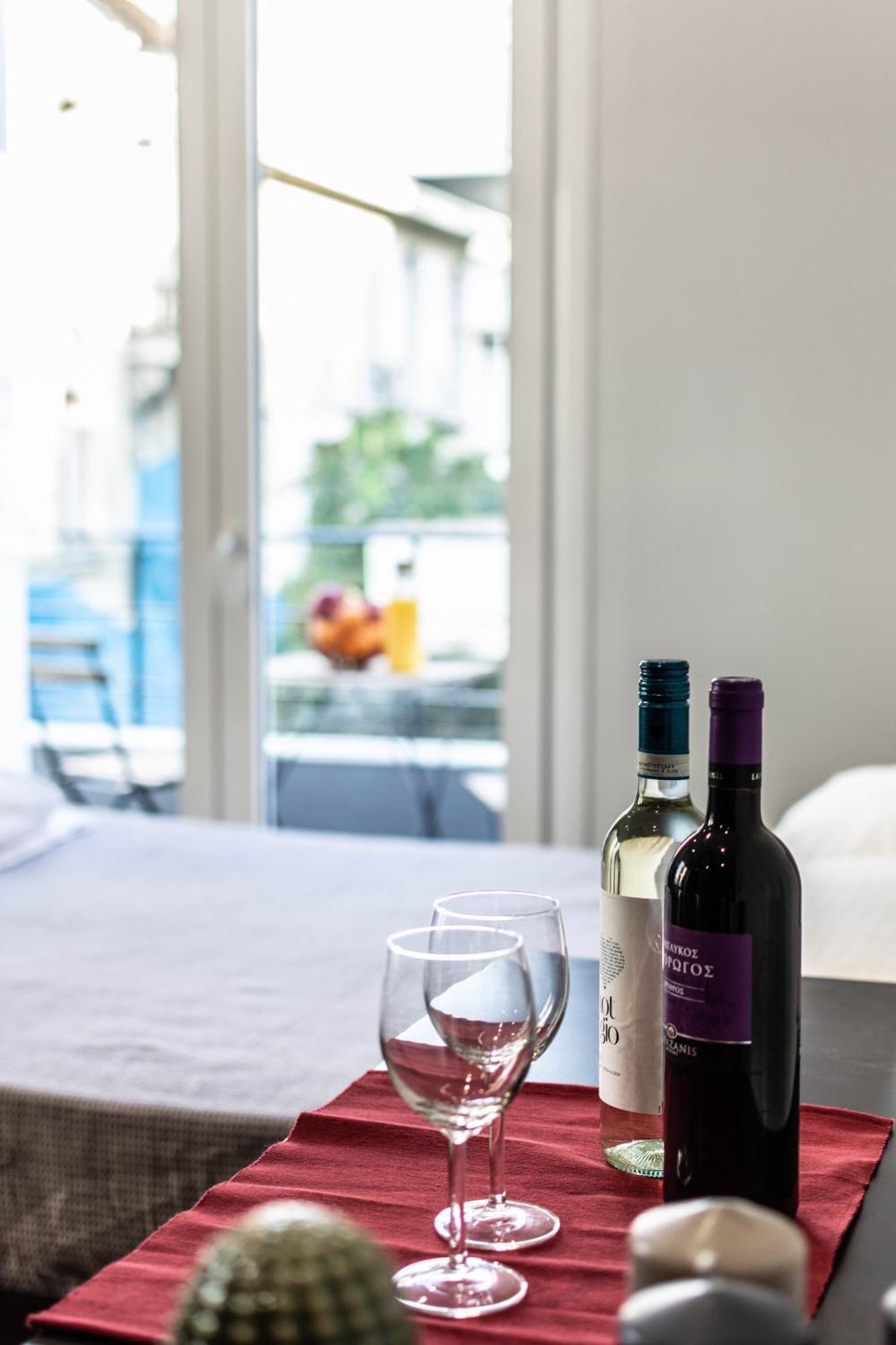 Aris Premium Accommodations Athen Eksteriør billede